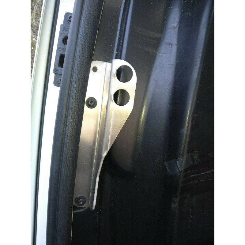 Ford Transit Custom bulkhead tie down lashing rings